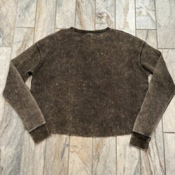 NEW PINK Victoria's Secret women's small (oversized) black distressed look top - Picture 5 of 5